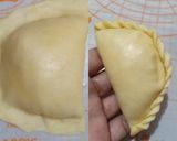 Foto langkah ke 8 dari resep Pastel isi Bihun (Kulit Pastel_2 bahan).