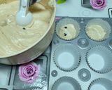 A picture of step 5 of Blueberry lemon cupcakes.