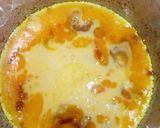 A picture of step 3 of Scrambled eggs in vinegar.