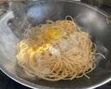 Foto del paso 5 de la receta: Spaghetti a la carbonara tradicional
