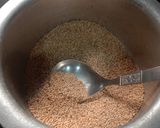 તલ ની ચીક્કી (Til Chikki Recipe In Gujarati) રેસીપી સ્ટેપ1ફોટો