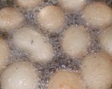 A picture of step 2 of Moong dal badi.