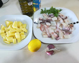 Foto del paso 1 de la receta: Sepia al ajillo con patatas