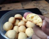 Foto langkah ke 6 dari resep Double Milky Cookies.