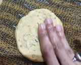 A picture of step 3 of Barley ka spicy chilla.