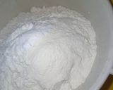 A picture of step 1 of Marble Cake.