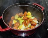 A picture of step 2 of Chorizo and Lentil Stew.