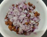चणा सॅलेड (chana salad recipe in marathi) रेसिपी स्टेप 2 फोटो 