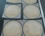 Foto del paso 5 de la receta: Empanadillas de calabacín, cebolla y queso