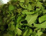 A picture of step 1 of Pudina chutney.