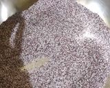 A picture of step 1 of Ragi upma.