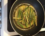A picture of step 2 of Indian style okra (Vegan).