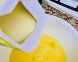 Foto del paso 2 de la receta: BUDÍN DE LECHE CONDENSADA Y COCO 🥥🍶🥧🍶🥥😋😋❤️