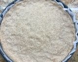 Foto del paso 6 de la receta: Pizza 🍕 con base de Espelta Integral mitad bacon-mitad calabacín con huevos de codorniz 🍳