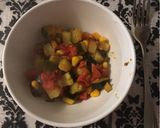 A picture of step 4 of Zucchini salad.