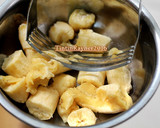 Foto langkah ke 13 dari resep Banana Muffin Simple & Yummy.
