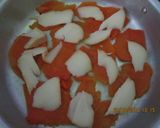 Foto del passaggio 2 della ricetta Parmigiana scherzetto di zucca pronta da infornare