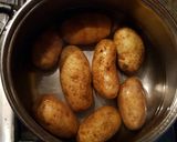 Foto del paso 2 de la receta: Tortitas de papa y atún