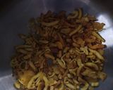 A picture of step 1 of Papad cone chaat.