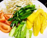 Hình bước làm 1 của món Canh Chua Nghêu