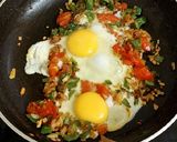 A picture of step 4 of Egg Farefalle.