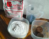 Foto langkah ke 2 dari resep Kue Putu Bambu.