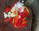 Foto langkah ke 1 dari resep Sambal korek ala bebek sl*m*t.