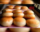 A picture of step 12 of Pillow Donuts.