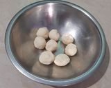 A picture of step 1 of Veg Fried Momos.
