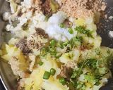 व्रत वाली टिक्की चाट(vrat wali tikki chaat recipe in hindi) रेसिपी चरण 2 फोटो
