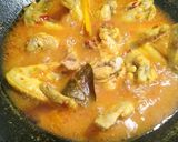 Foto langkah ke 4 dari resep Ayam Woku Pedas Kemangi.