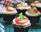 Foto langkah ke 5 dari resep Chocolate Cupcake.