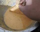 A picture of step 3 of Besan Pakoda.