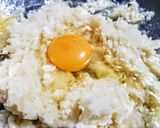 A picture of step 4 of Yuca Arepas with Cheese.