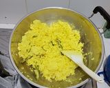 Foto langkah ke 3 dari resep Ketan Kuning Unti.