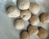 A picture of step 2 of 2 layered Roti (Bepadi Roti).