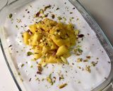 A picture of step 4 of Mango custard delight.
