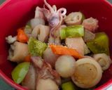 Foto langkah ke 5 dari resep Cumi tumis bawang.