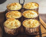 Foto langkah ke 4 dari resep Cheese muffin.
