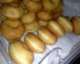 Foto langkah ke 6 dari resep Donat Montok tanpa Kentang.