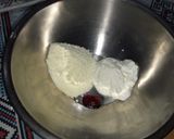 صورة لخطوة 1 من وصفة ياغورت بذوق الفراولة 🍓