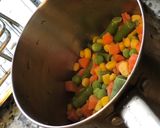 Foto del paso 5 de la receta: Plato fit🥗😊(fajitas de pollo, con salteado de verduras y puré de papa con brócoli)