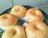 Foto langkah ke 6 dari resep Donat empuk simpel banget.