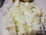 Sopa de picadillo con fideos y picatostes
