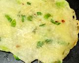 ચીઝી આલુ પુડલા (Cheesy Aloo Pudla Recipe In Gujarati) રેસીપી સ્ટેપ3ફોટો