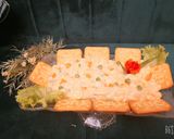 A picture of step 6 of Pizza hut salad.