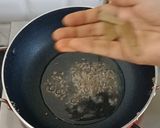 A picture of step 4 of Vegetable Paneer korma in white gravy.