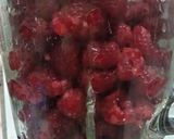 Foto langkah ke 2 dari resep Homemade Raspberry Jam.