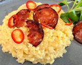 Une image de l'étape 6 de Risotto au safran et aux chips de chorizo.