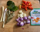 Foto langkah ke 1 dari resep Ayam Woku simple.